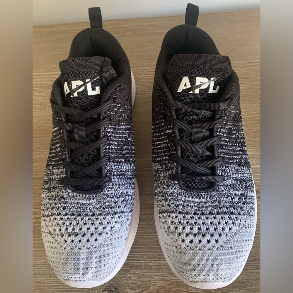 APL Women’s TechLoom Pro 
White/Heather Gray/Black Melange - Picture 2 of 10